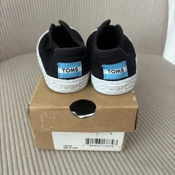 Toms Shoes Tiny Baby Black Canvas Sneakers Slip On 3C - Picture 3 of 7